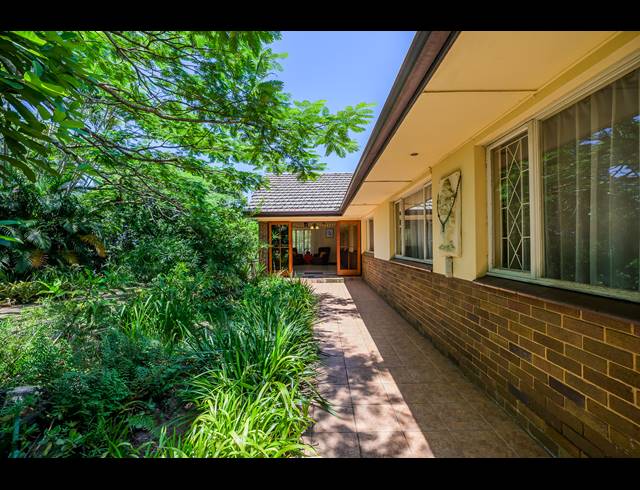 4 BEDROOM HOUSE FOR SALE IN WESTVILLE